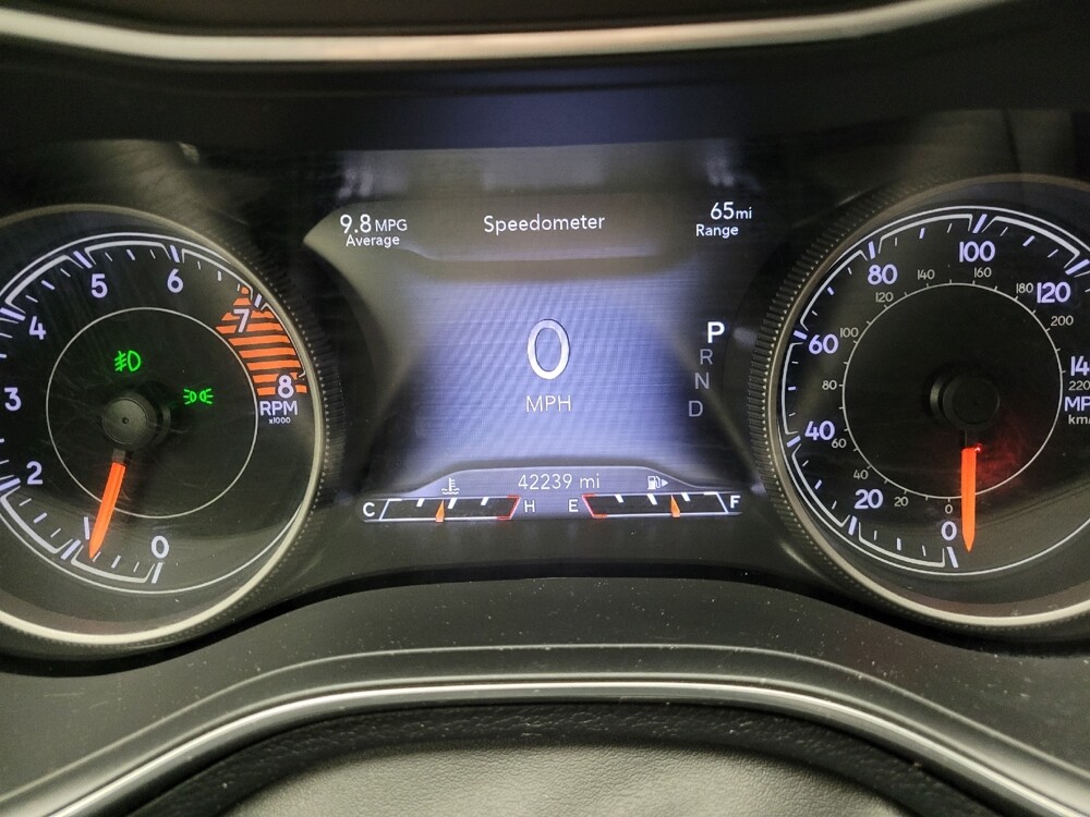 2019 Jeep Cherokee in Grand Rapids, MI 49508 - 18131359 23