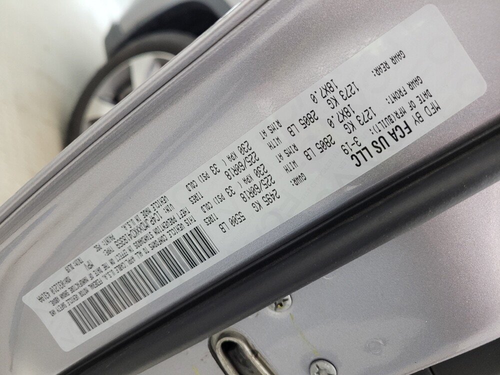 2019 Jeep Cherokee in Grand Rapids, MI 49508 - 18131359 33