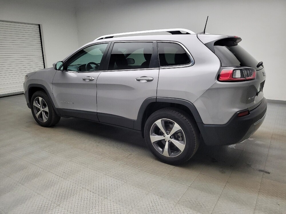 2019 Jeep Cherokee in Grand Rapids, MI 49508 - 18131359 3