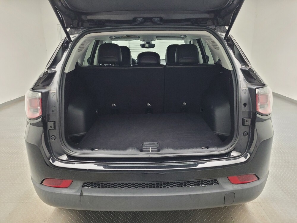 2018 Jeep Compass in Eastpointe, MI 48021 - 18131360 29