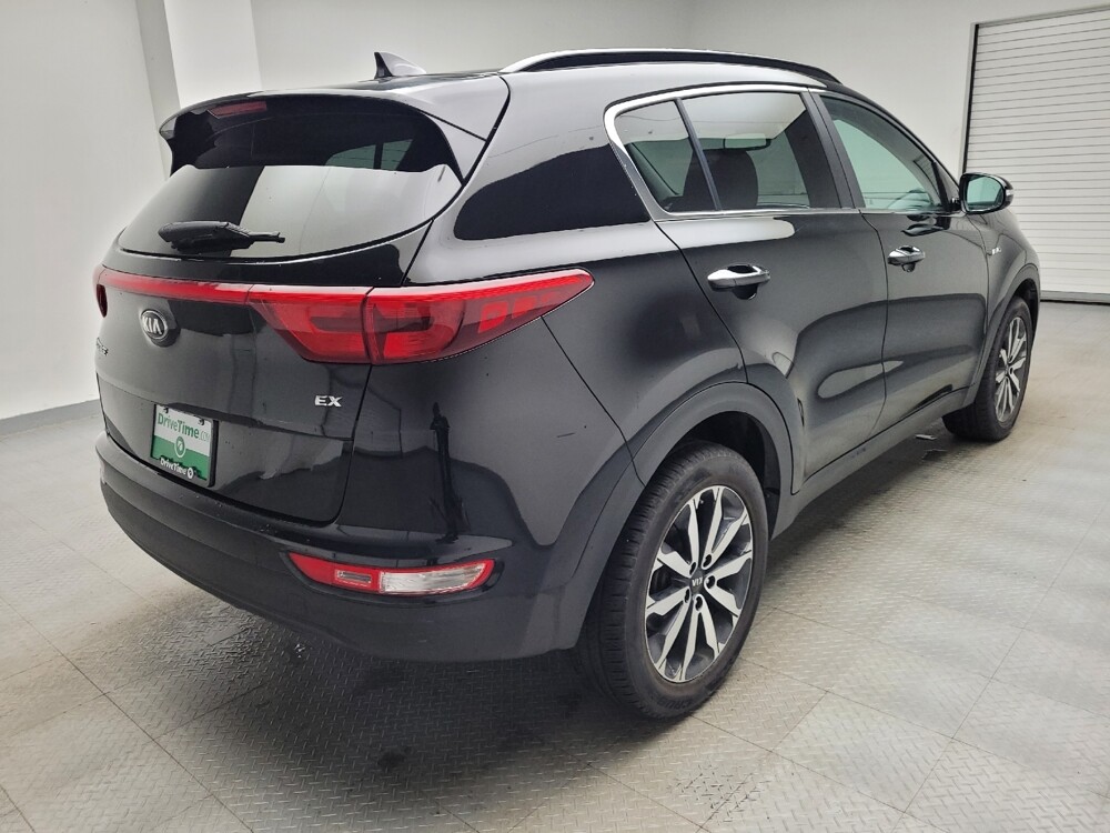 2019 Kia Sportage in Taylor, MI 48180 - 18131361 9