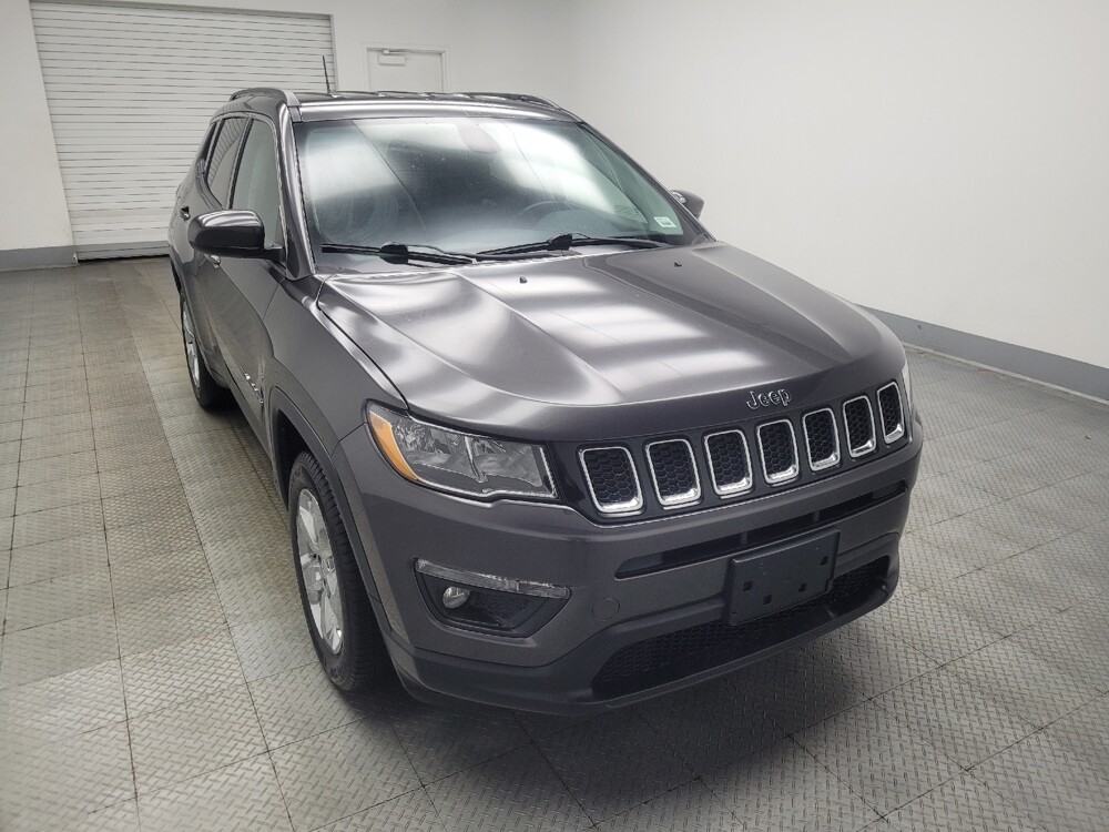 2018 Jeep Compass in Ft Wayne, IN 46805 - 18131363 13
