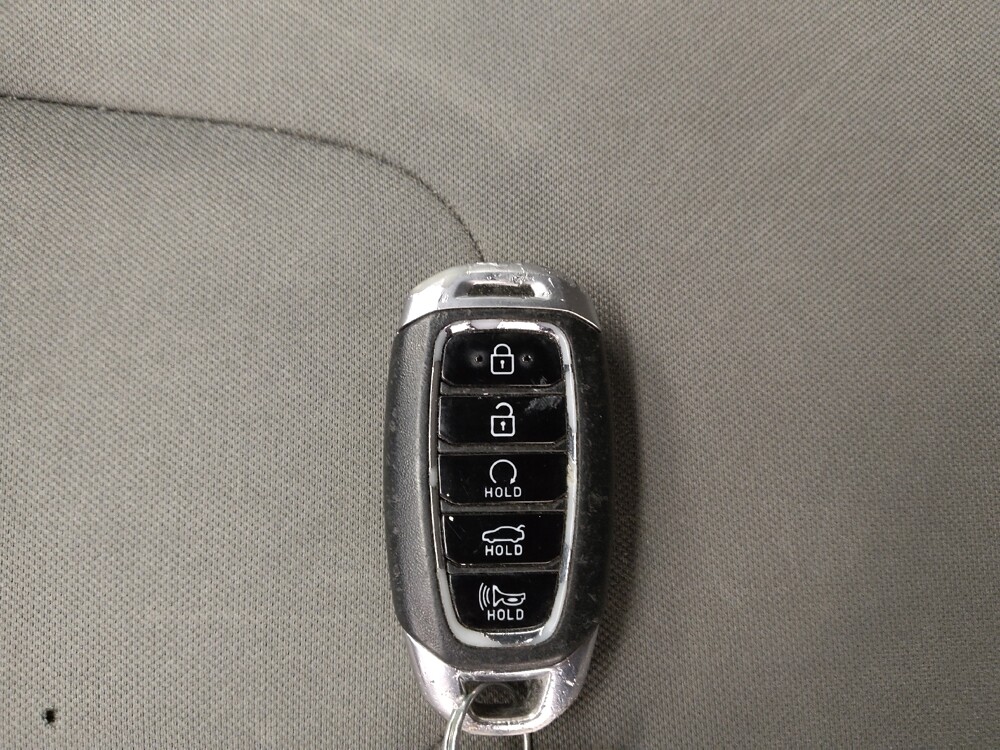 2023 Hyundai Elantra in Ft Wayne, IN 46805 - 18131365 32