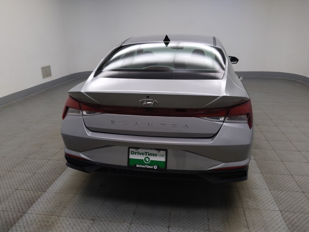2023 Hyundai Elantra in Ft Wayne, IN 46805 - 18131365 7