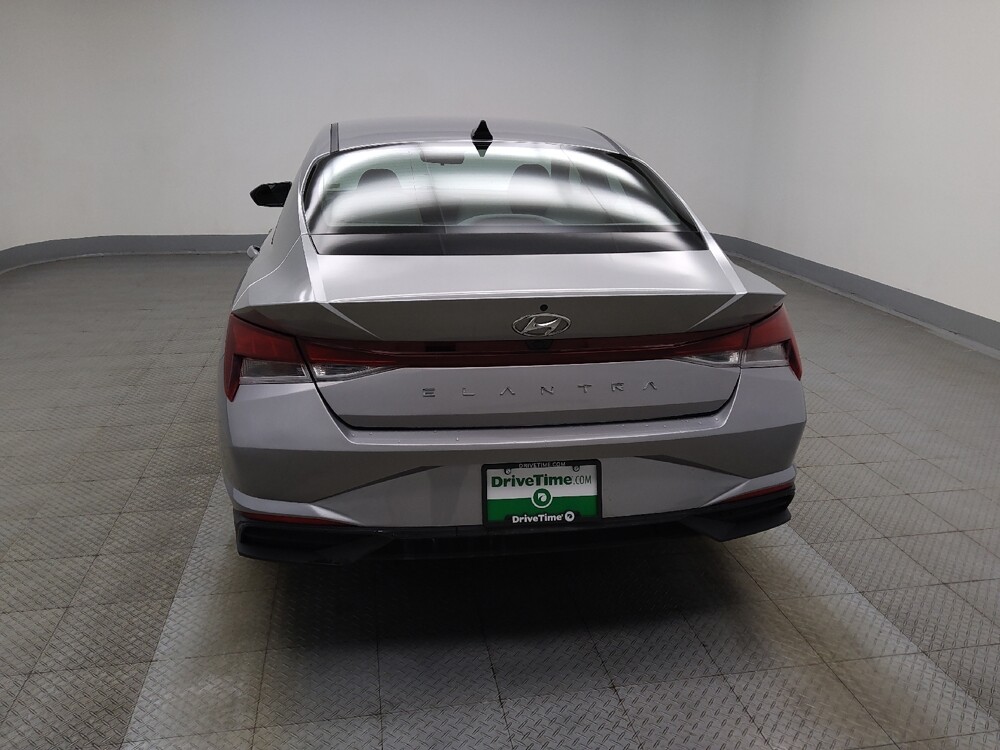 2023 Hyundai Elantra in Ft Wayne, IN 46805 - 18131365 6