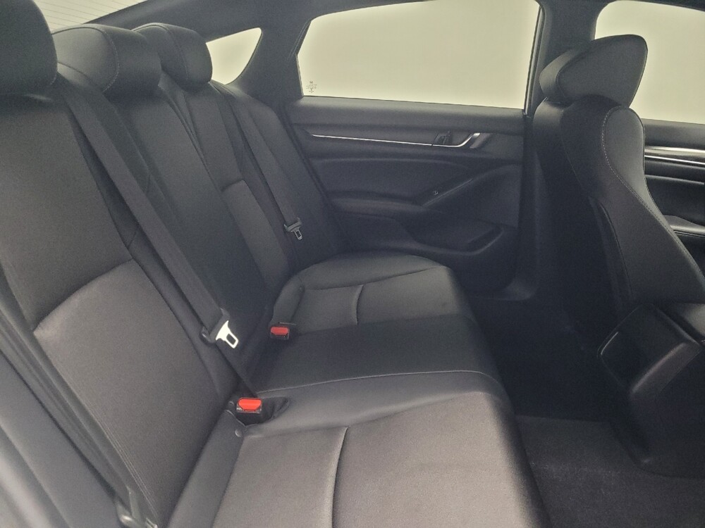 2020 Honda Accord in Indianapolis, IN 46219 - 18131367 19