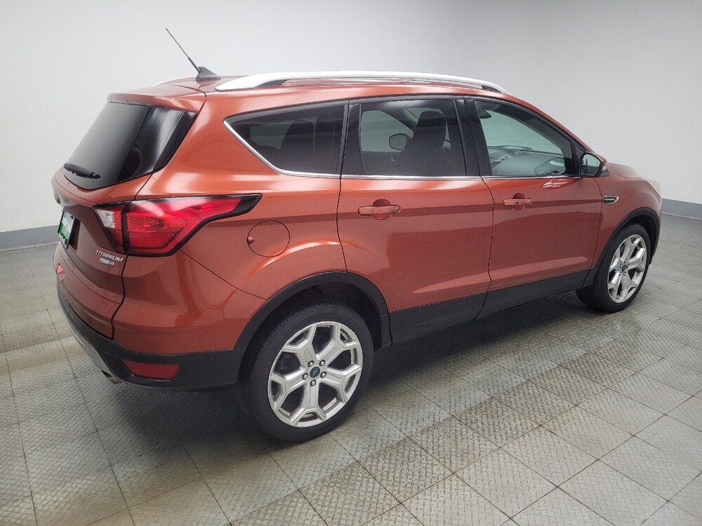 2019 Ford Escape in Indianapolis, IN 46222 - 18131373 10