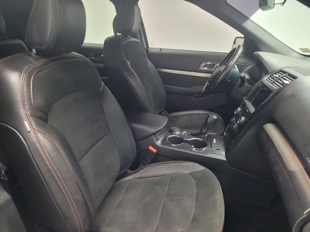 2018 Ford Explorer in Ft Wayne, IN 46805 - 18131374 21