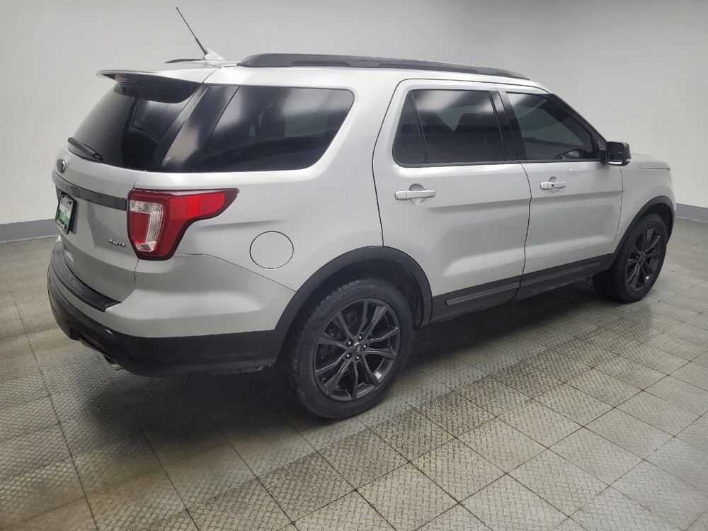 2018 Ford Explorer in Ft Wayne, IN 46805 - 18131374 10