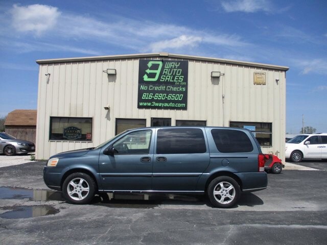 2006 Chevrolet Uplander in Oak Grove, MO 64075 - 18131375 7