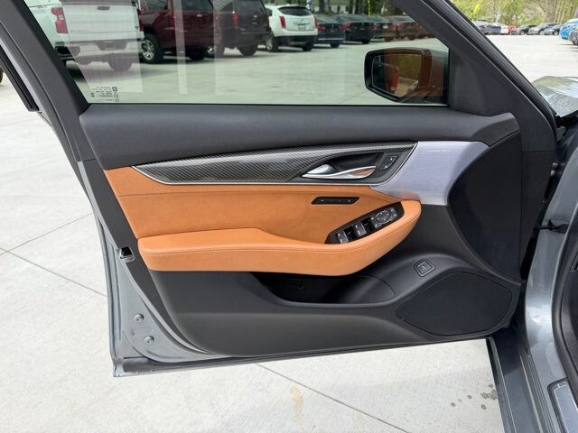 2020 Cadillac CT5 in Knoxville, TN 37920 - 18131376 7