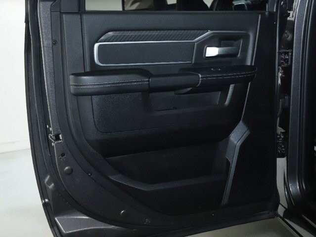 2025 RAM 2500 in Bedford, OH 44146 - 18131377 13
