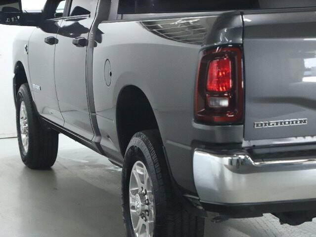 2025 RAM 2500 in Bedford, OH 44146 - 18131377 44