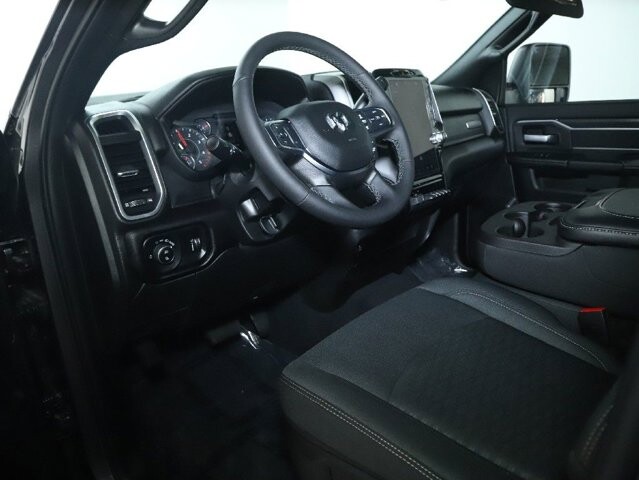 2025 RAM 2500 in Bedford, OH 44146 - 18131377 17