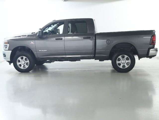 2025 RAM 2500 in Bedford, OH 44146 - 18131377 41