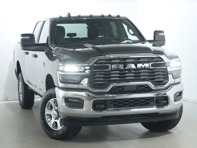 2025 RAM 2500 in Bedford, OH 44146 - 18131377 2