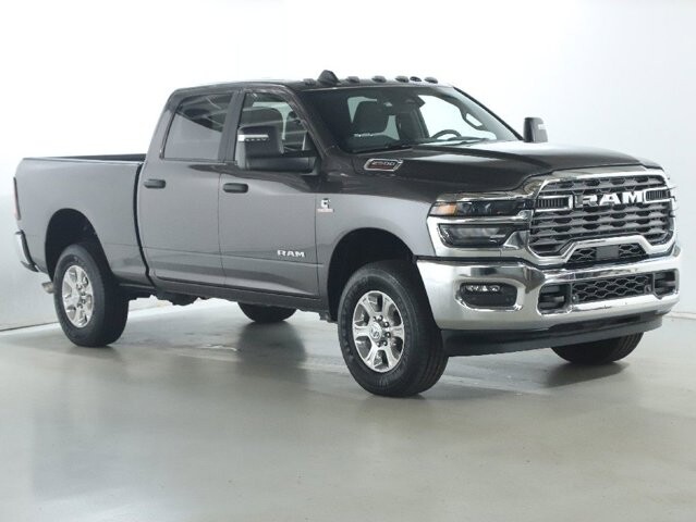 2025 RAM 2500 in Bedford, OH 44146 - 18131377 9