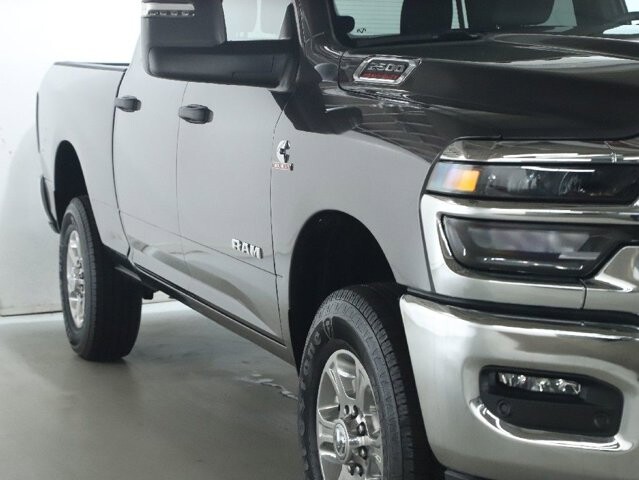 2025 RAM 2500 in Bedford, OH 44146 - 18131377 8