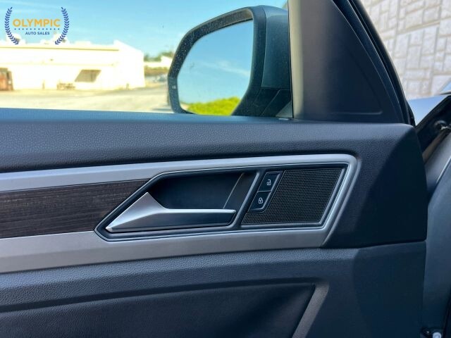 2019 Volkswagen Atlas in Decatur, GA 30032 - 18131387 35