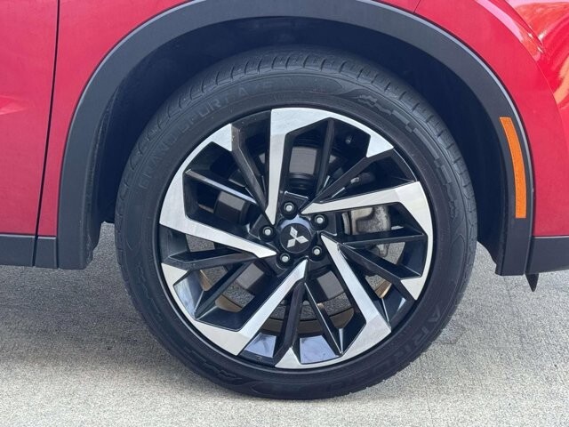 2023 Mitsubishi Outlander in Winchester, VA 22602 - 18131390 7