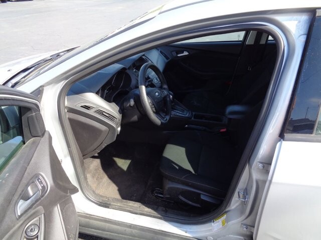 2018 Ford Focus in Lebanon, TN 37087-3302 - 18131401 5