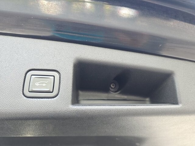 2021 Chevrolet Equinox in Marysville, OH 43040 - 18131403 38