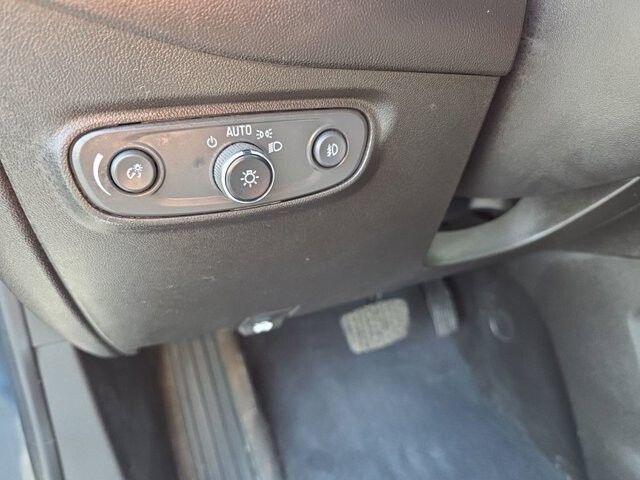 2021 Chevrolet Equinox in Marysville, OH 43040 - 18131403 18