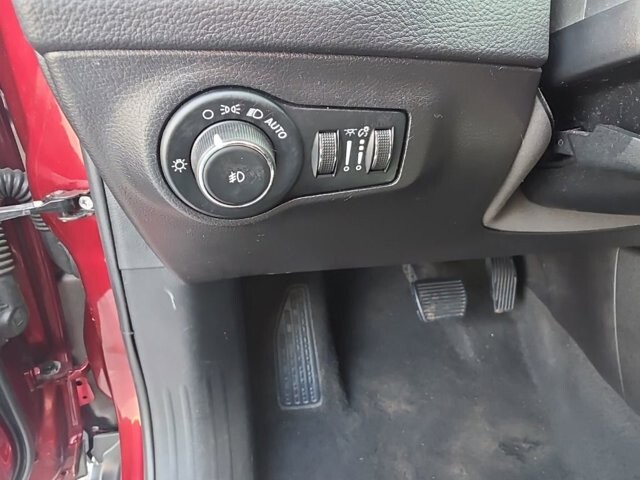 2020 Jeep Compass in Marysville, OH 43040 - 18131404 19