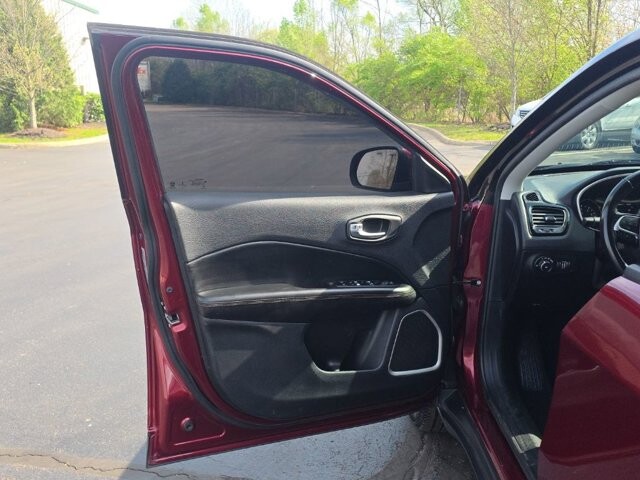 2020 Jeep Compass in Marysville, OH 43040 - 18131404 14