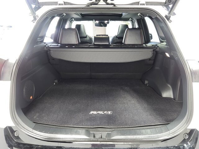 2022 Toyota RAV4 in Cinnaminson, NJ 08077 - 18131409 14