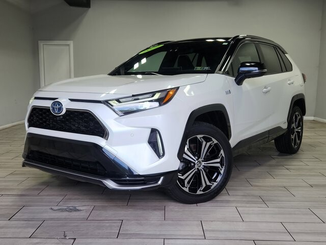 2022 Toyota RAV4 in Cinnaminson, NJ 08077 - 18131409