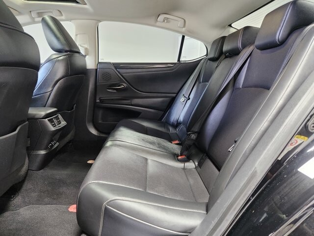 2019 Lexus ES 350 in Cinnaminson, NJ 08077 - 18131412 13