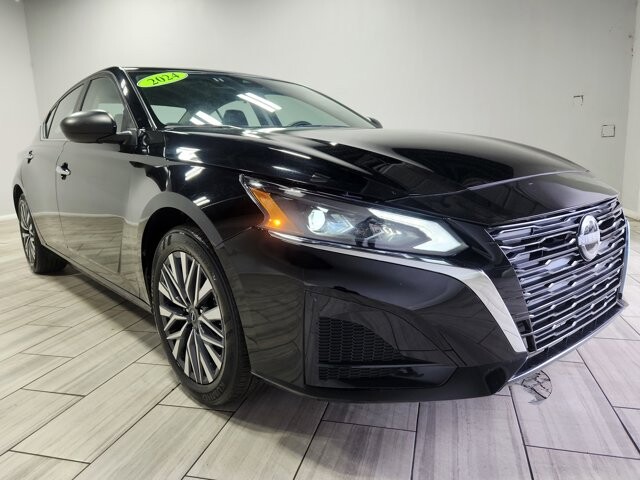 2024 Nissan Altima in Cinnaminson, NJ 08077 - 18131416 7