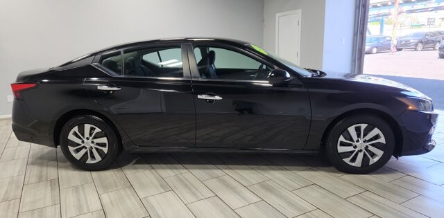 2022 Nissan Altima in Cinnaminson, NJ 08077 - 18131418 6