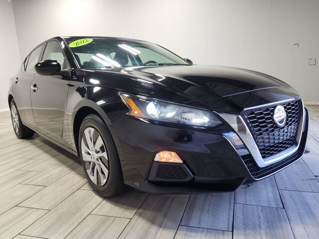 2022 Nissan Altima in Cinnaminson, NJ 08077 - 18131418 7
