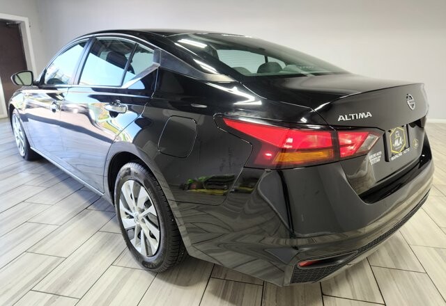 2022 Nissan Altima in Cinnaminson, NJ 08077 - 18131418 3