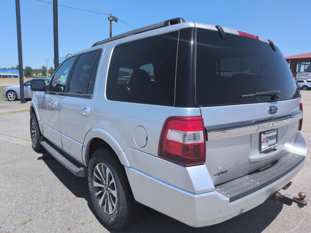 2017 Ford Expedition in North Little Rock, AR 72117-1620 - 18131421 3
