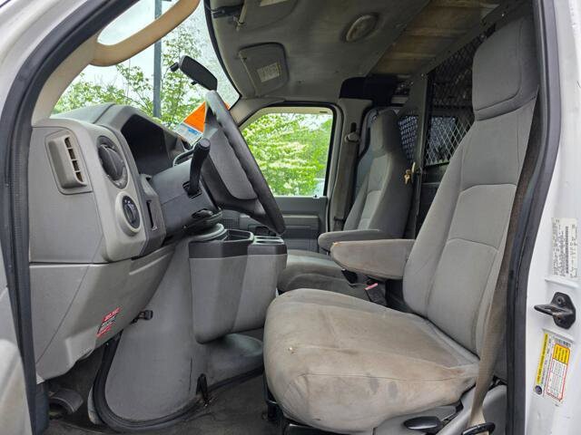 2012 Ford E-250 and Econoline 250 in Blauvelt, NY 10913 - 18131427 11