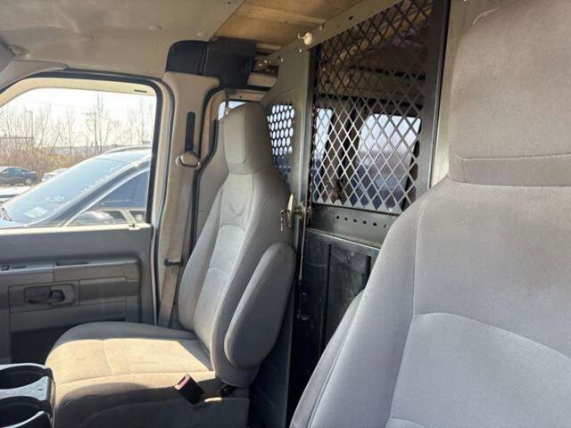 2012 Ford E-250 and Econoline 250 in Blauvelt, NY 10913 - 18131427 8