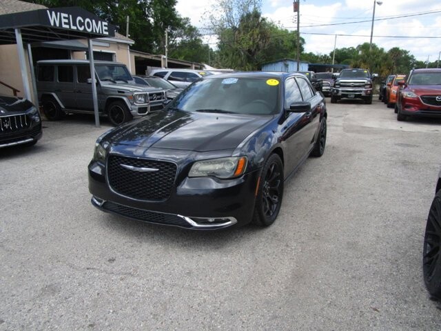 2019 Chrysler 300 in Tampa, FL 33604-6914 - 18131435 2