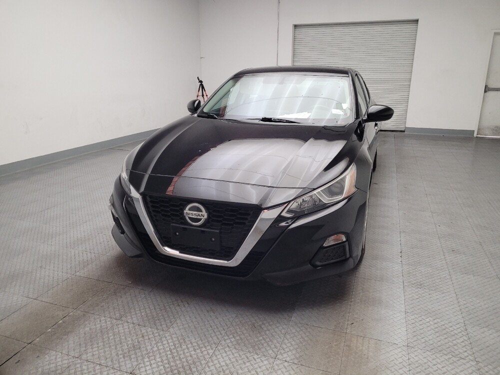 2020 Nissan Altima in Downey, CA 90241 - 18131438 15