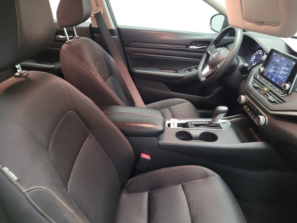 2020 Nissan Altima in Downey, CA 90241 - 18131438 21