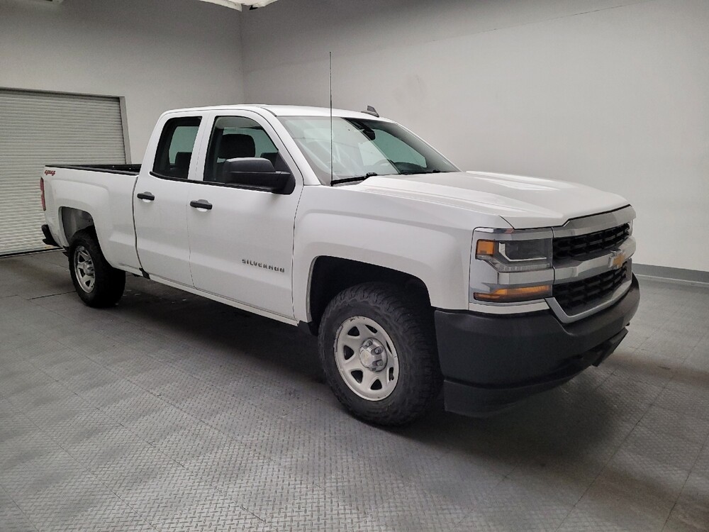 2019 Chevrolet Silverado 1500 in Riverside, CA 92504 - 18131439 11