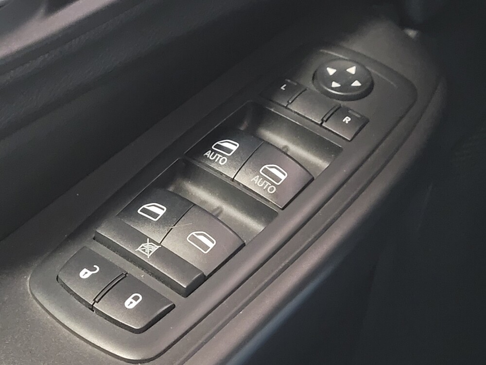 2019 Jeep Cherokee in Sacramento, CA 95821 - 18131442 27