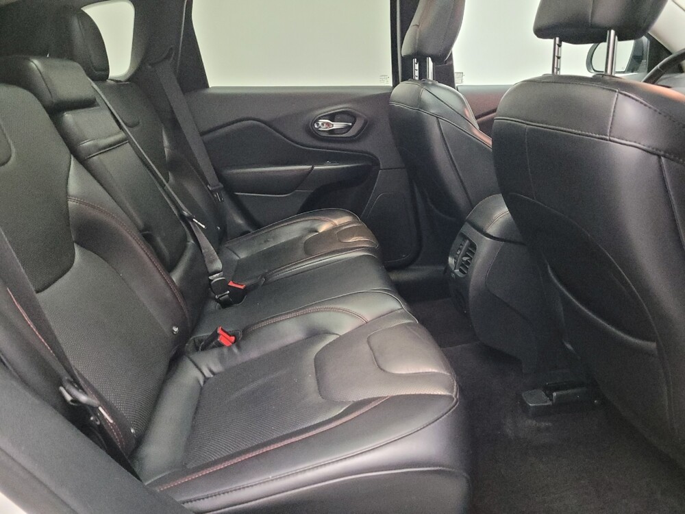 2019 Jeep Cherokee in Sacramento, CA 95821 - 18131442 19