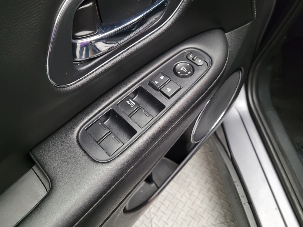 2021 Honda HR-V in Montclair, CA 91763 - 18131443 27