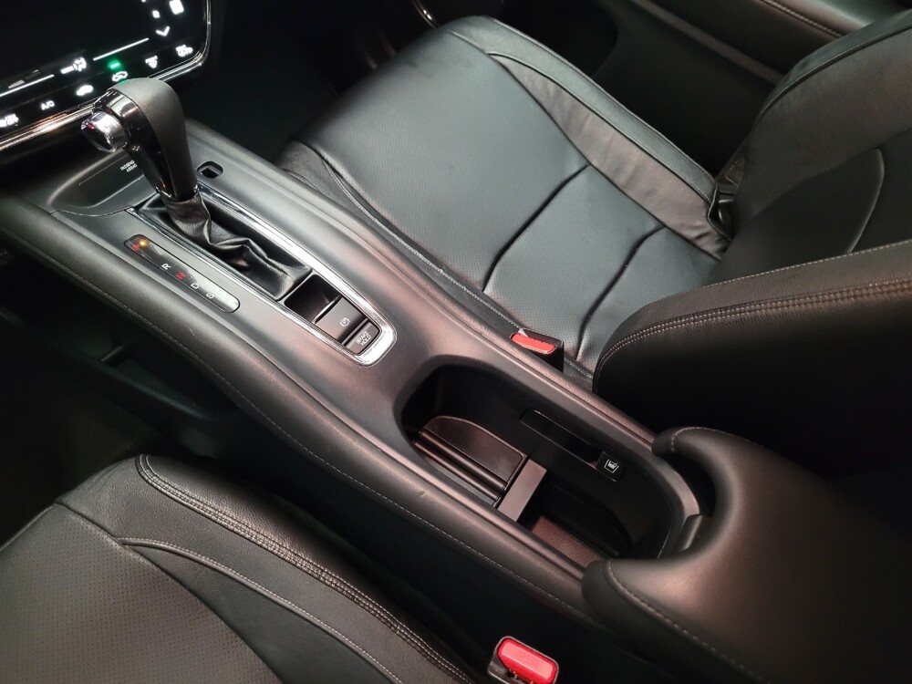 2021 Honda HR-V in Montclair, CA 91763 - 18131443 26