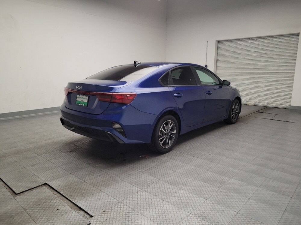 2024 Kia Forte in Downey, CA 90241 - 18131446 9