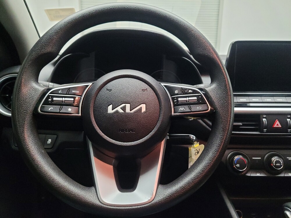 2024 Kia Forte in Downey, CA 90241 - 18131446 22