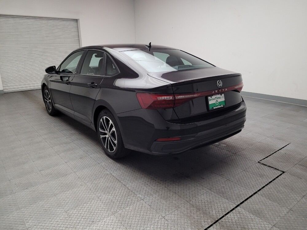 2025 Volkswagen Jetta in Fresno, CA 93726 - 18131447 5